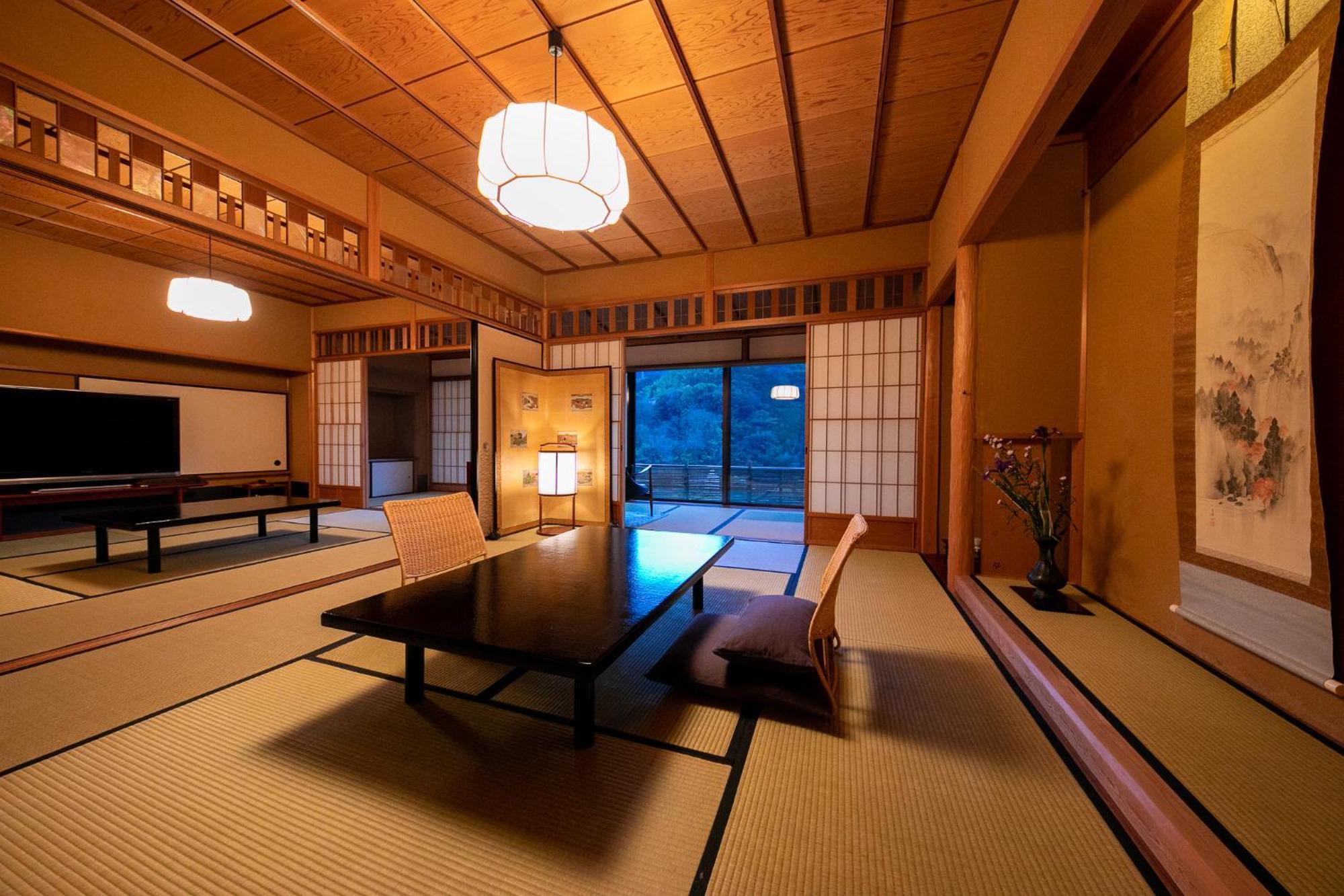 Fukiya Ryokan Yugawara Exterior photo