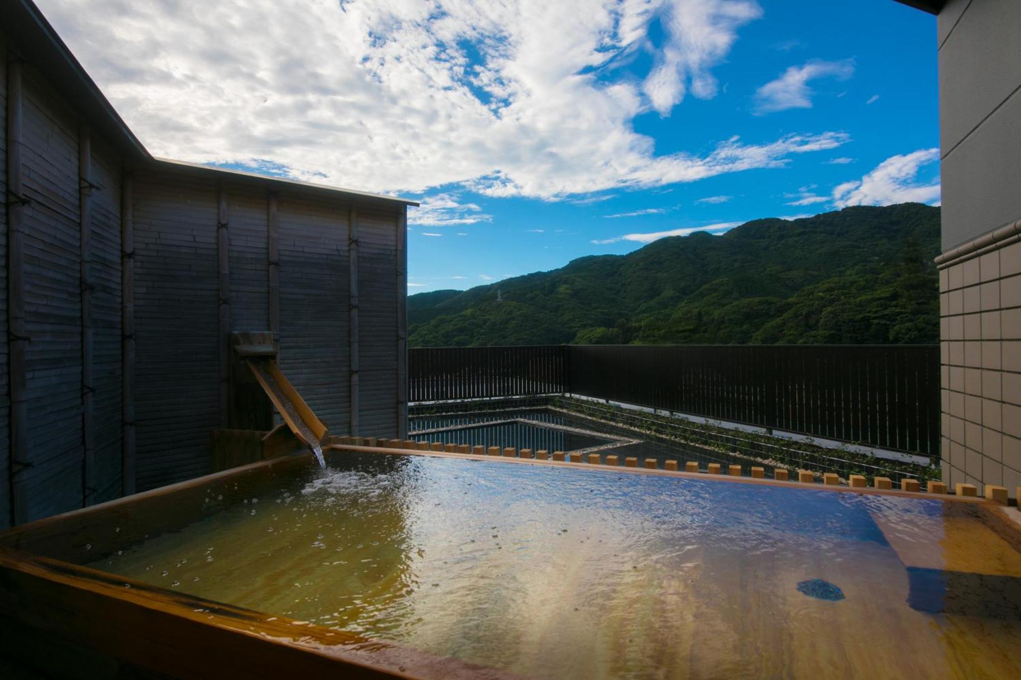 Fukiya Ryokan Yugawara Exterior photo